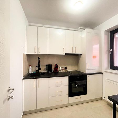 Appartamento Metropolis Elegance Bucarest Esterno foto