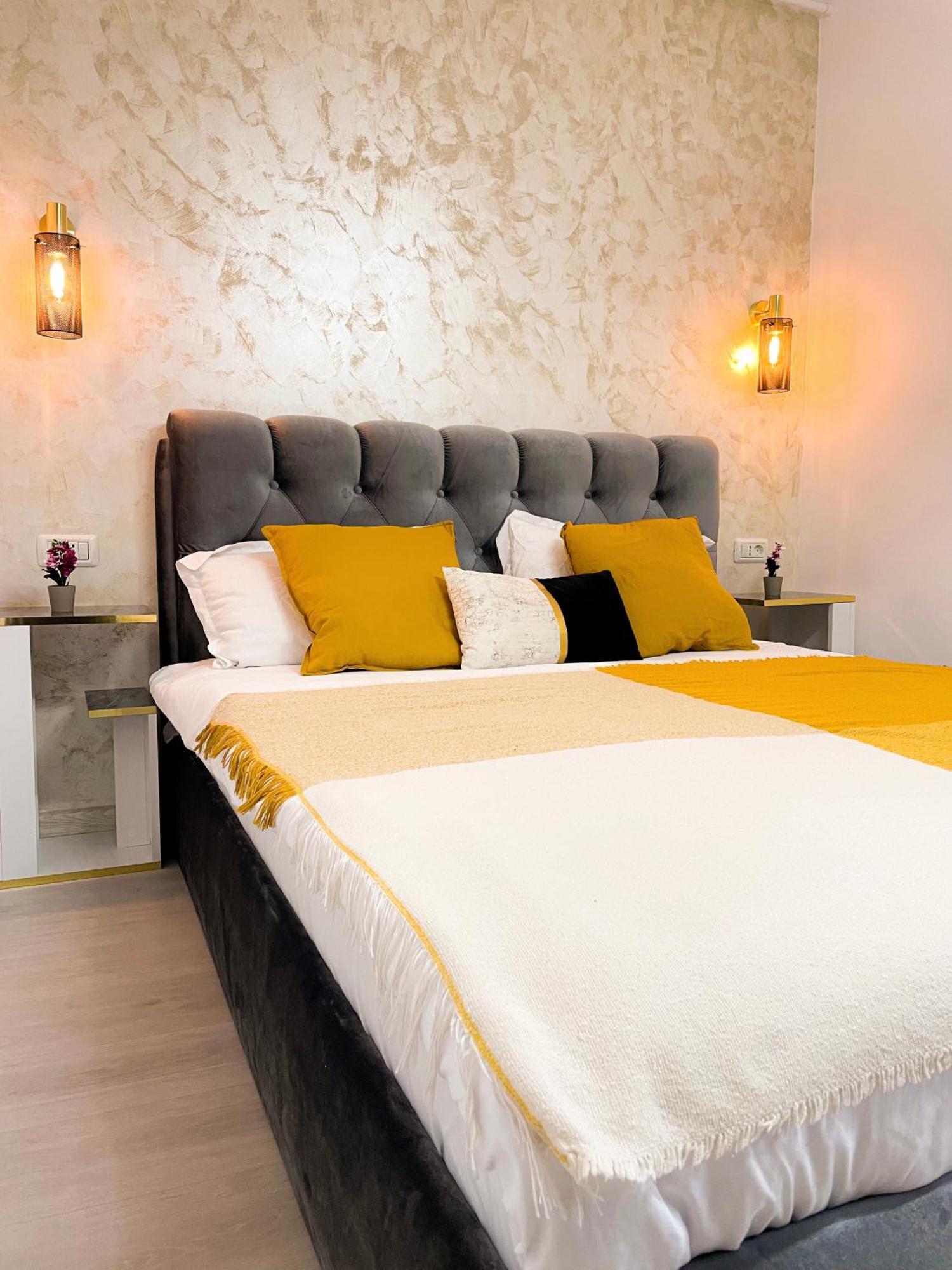 Appartamento Metropolis Elegance Bucarest Esterno foto